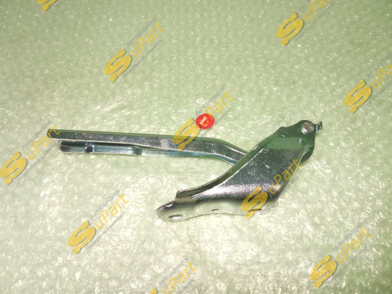 Петля капота Skoda Rapid (2012-2020) левая / SAT