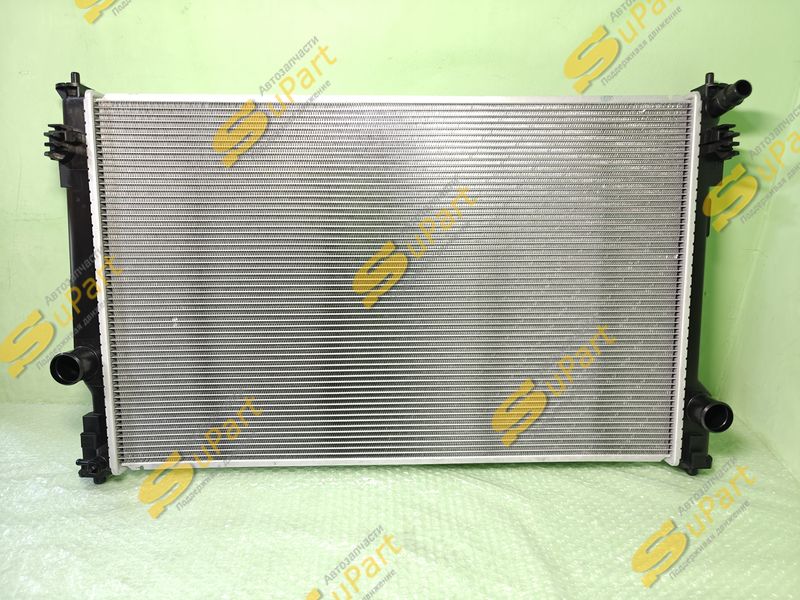 Радиатор охлаждения ДВС Toyota Camry (2017- ) автомат / SAT