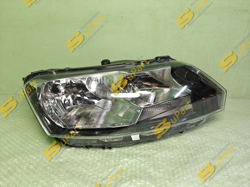 Фара Skoda Rapid (2012-2020) передняя правая с электрокорректором / O.E.M. China