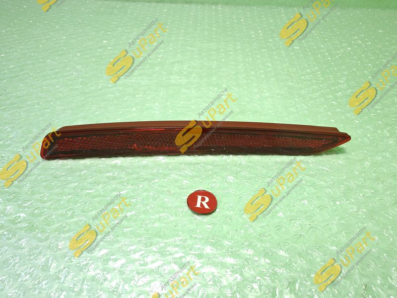 Отражатель заднего бампера (катафот) Kia Rio 4 (2020- ) правый / O.E.M. China